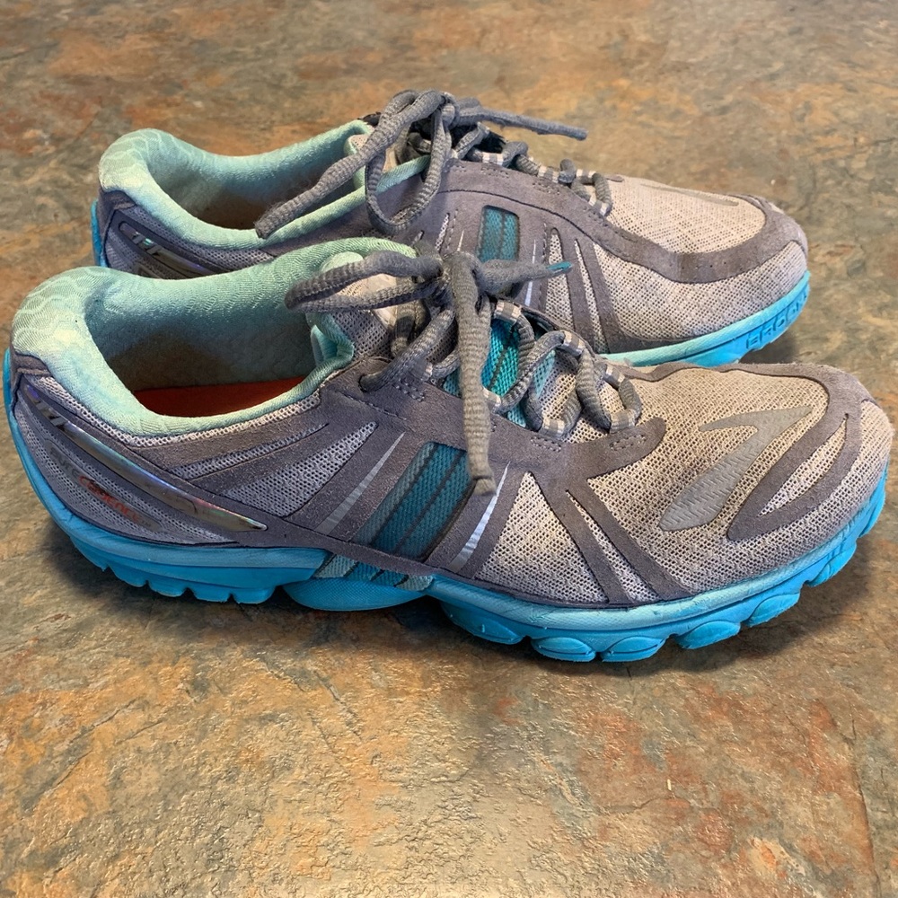 Brooks Pure Cadence 8.5 Diamond edition